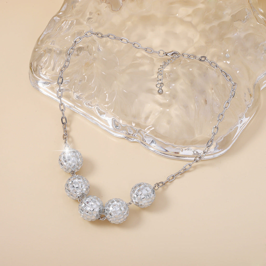 Elegant Pendant for Every Occasion