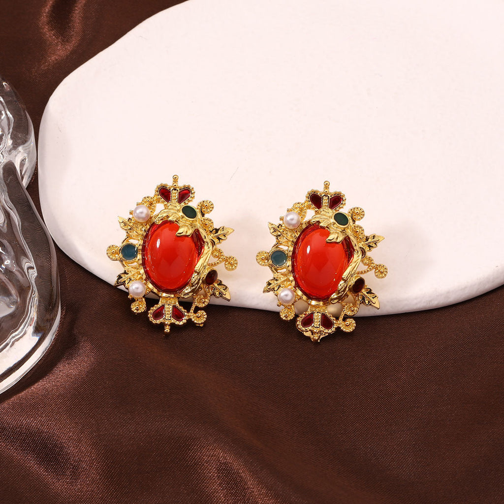 Classic Earring with Timeless Appeal