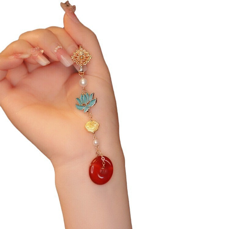 Beautiful Pendant with Unique Style