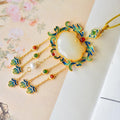 Classic Gold Necklace with Timeless Appeal