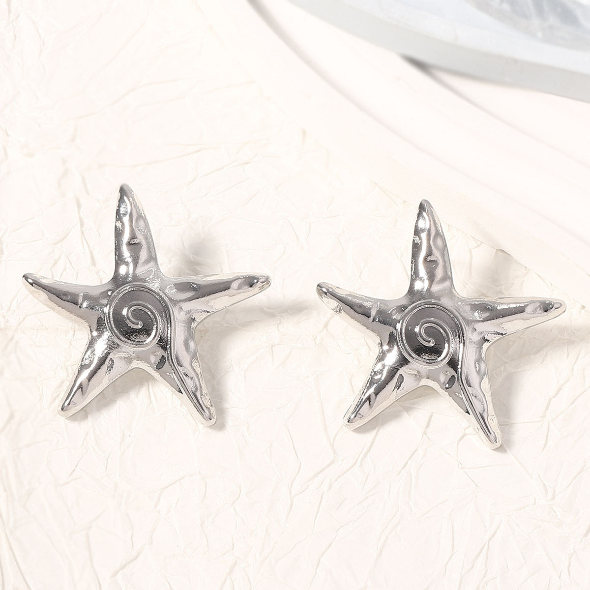 Classic Earring with Timeless Appeal