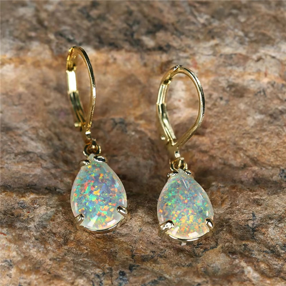 Stunning Gold Earring for Daily Wear