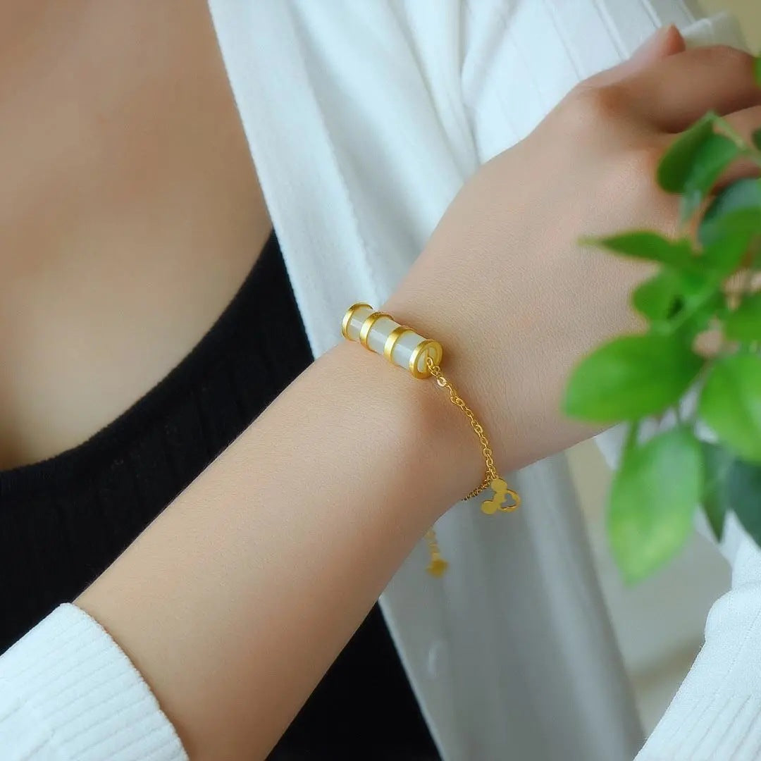 Stunning Gold Bracelet for Daily Wear