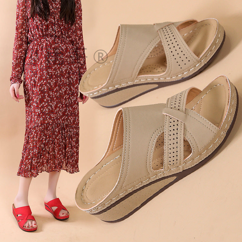 Chic Orthopedic Sandals with Unique Design