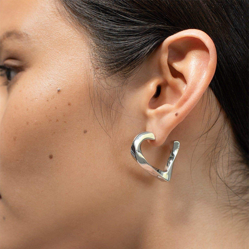 Classic Gold Earring with Timeless Appeal