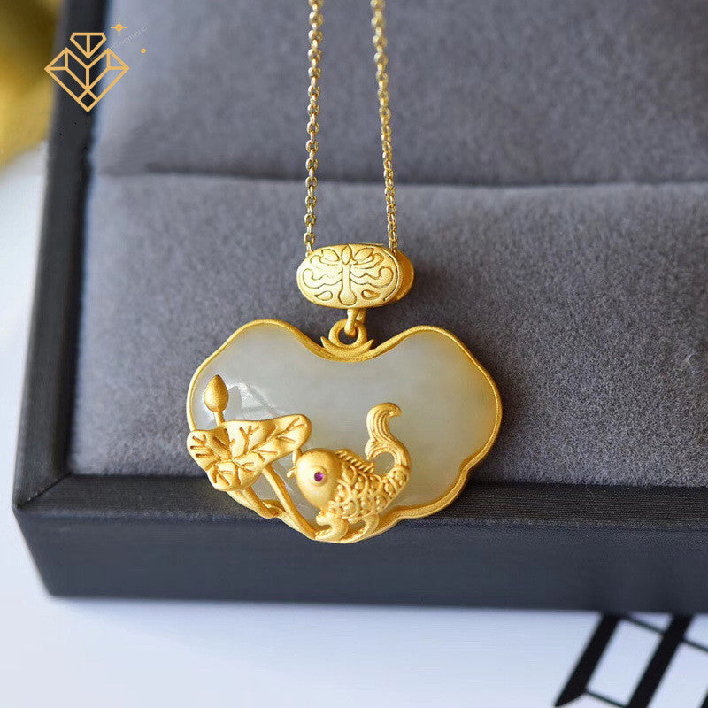 Charming Silver Necklace for Any Occasion