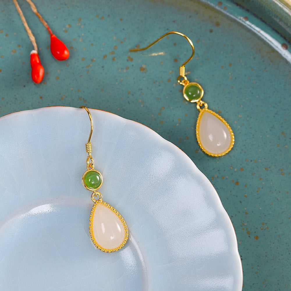 Beautiful Gold Earring with Unique Style