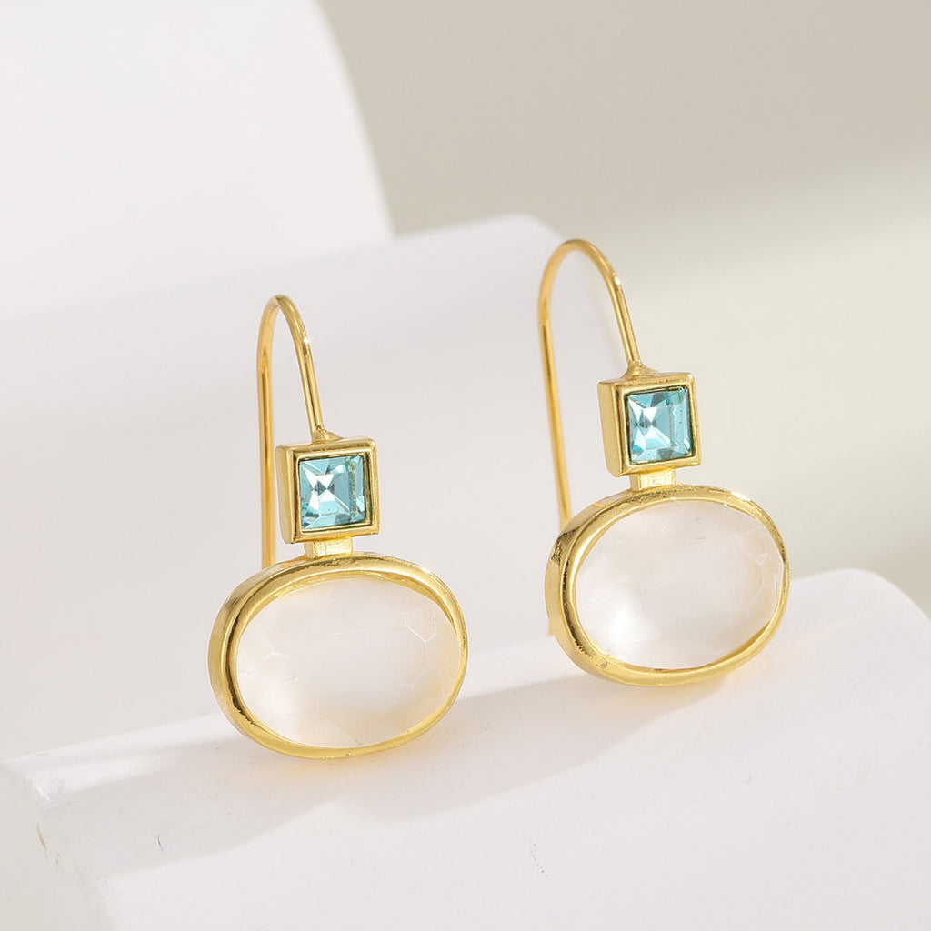 Charming Earring for Any Occasion