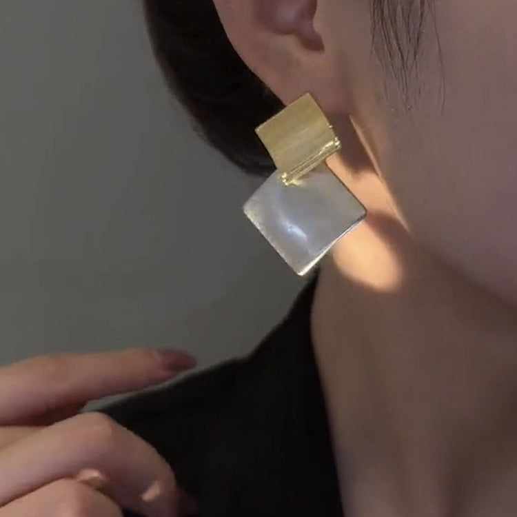 Romantic Earring for Special Moments