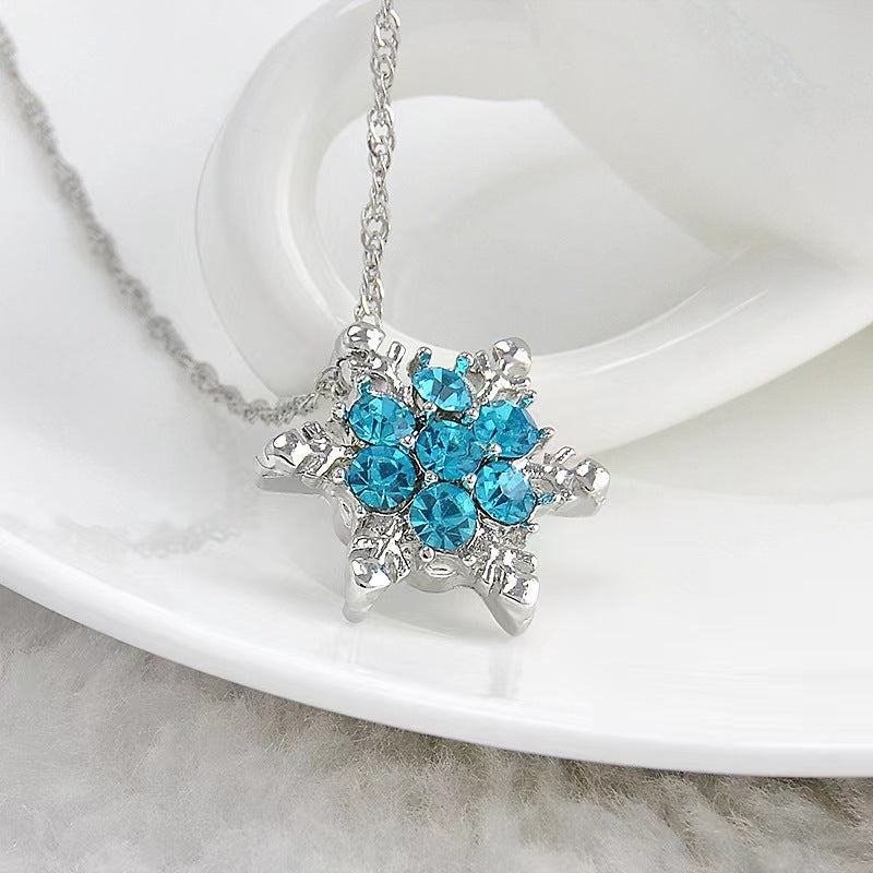 Charming Silver Necklace for Any Occasion