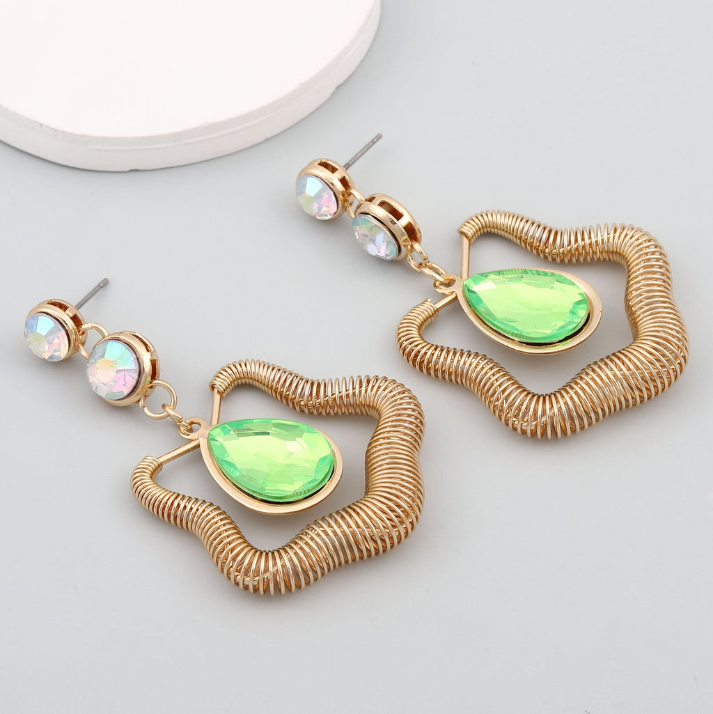 Charming Earring for Any Occasion