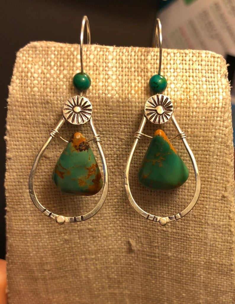Classic Earring with Timeless Appeal