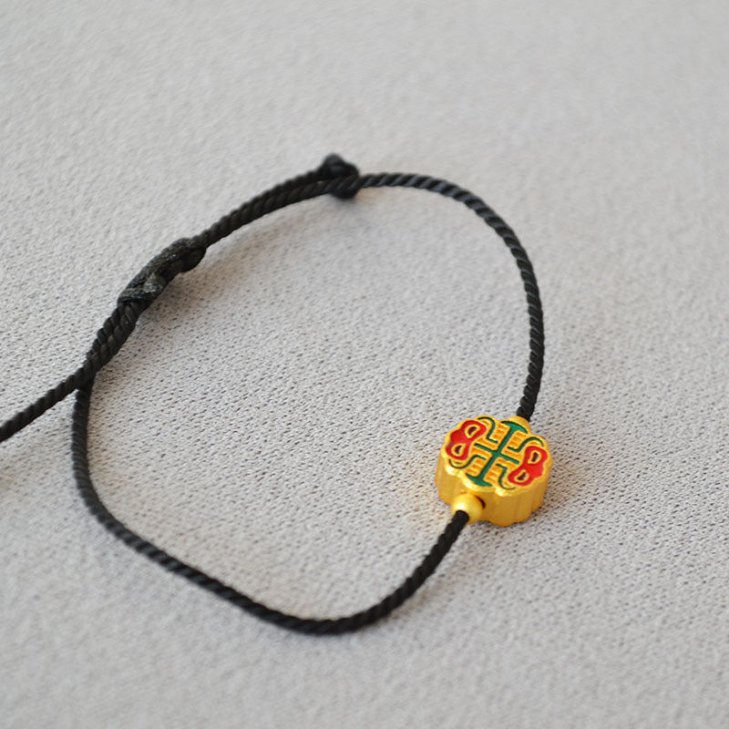 Charming Gold Bracelet for Any Occasion