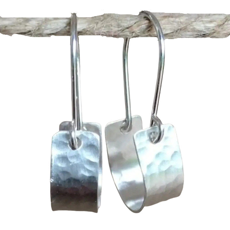Elegant Silver Earring for Every Occasion