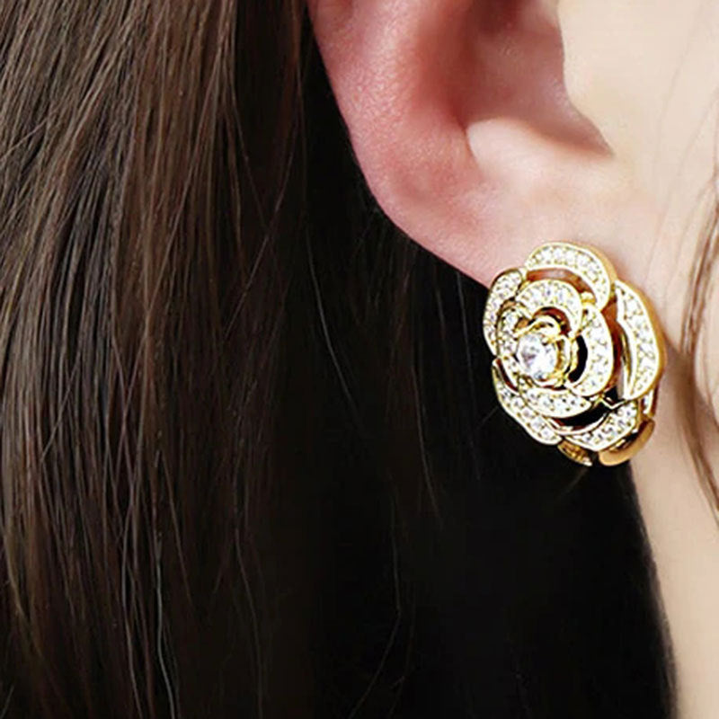 Classic Earring with Timeless Appeal