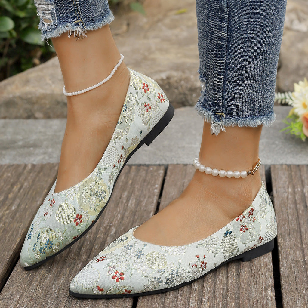 Chic Orthopedic Shoes with Unique Design