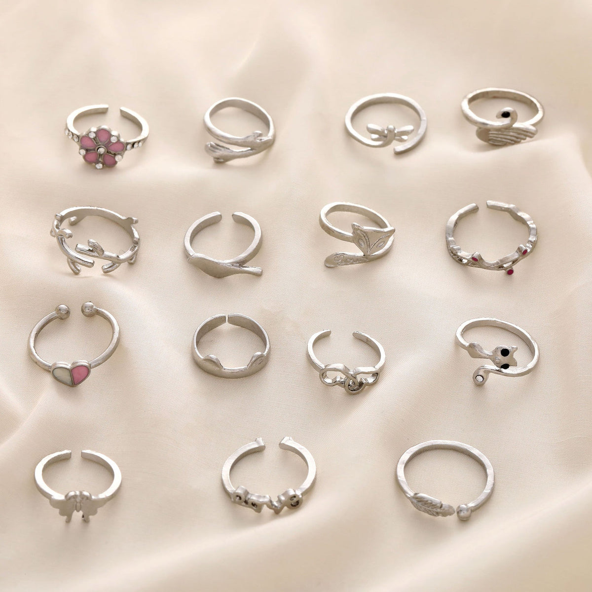 Beautiful Set with Unique Style