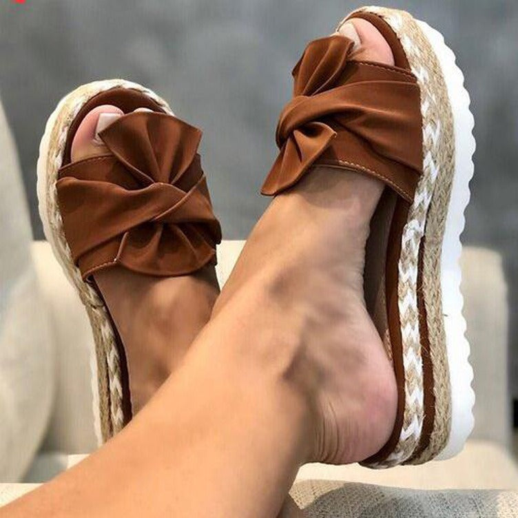 Chic Orthopedic Sandals with Unique Design