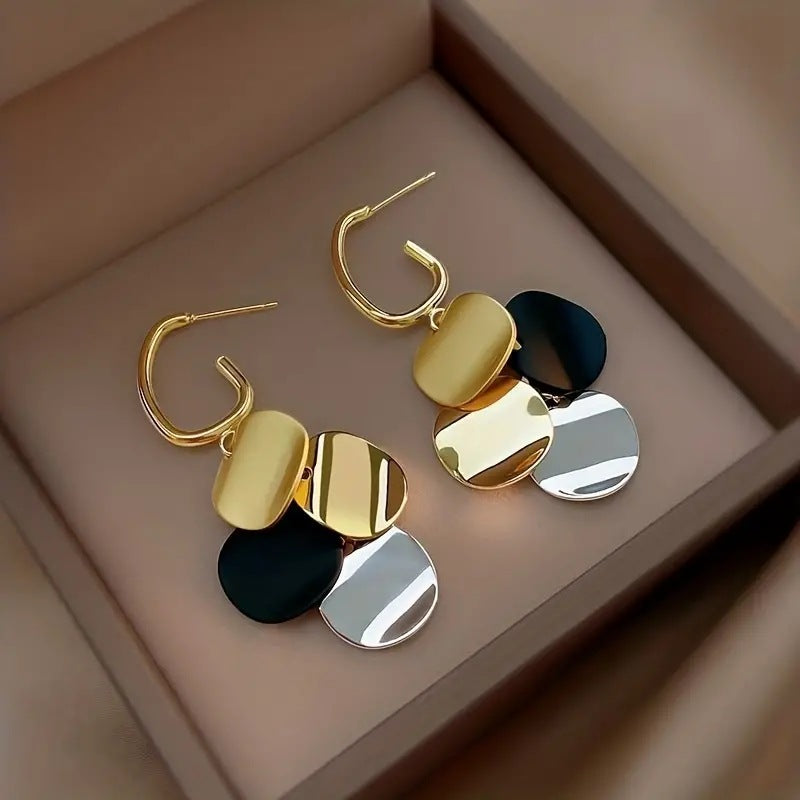 Stunning Earring for Daily Wear