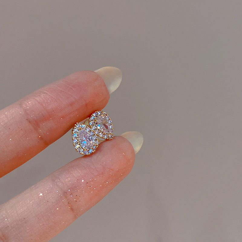 Romantic Earring for Special Moments