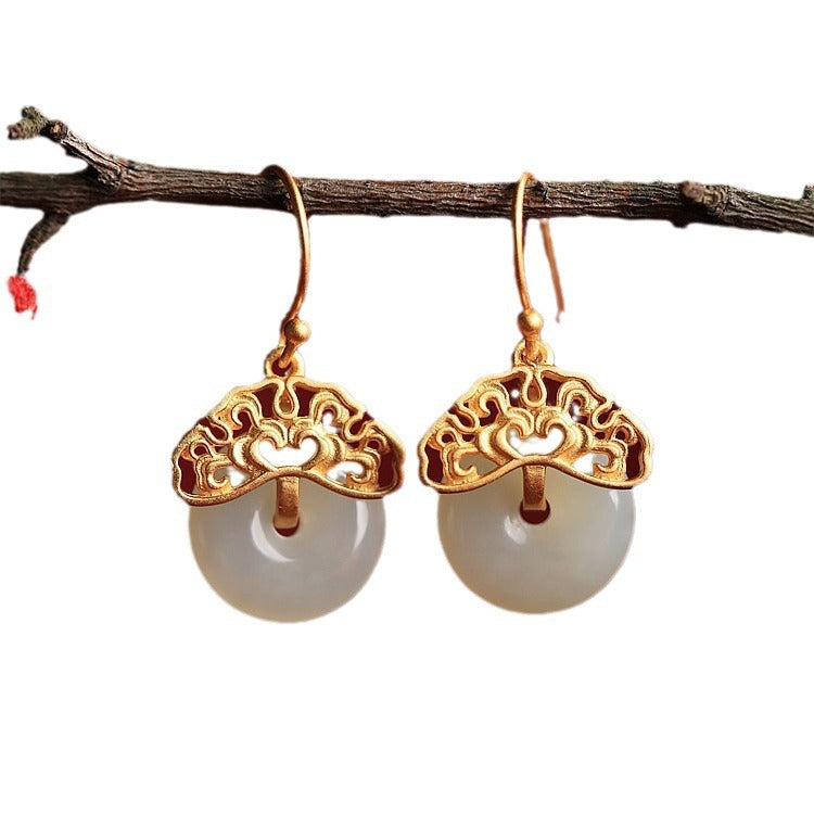 Elegant Gold Earring for Every Occasion