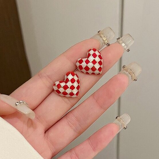 Romantic Earring for Special Moments