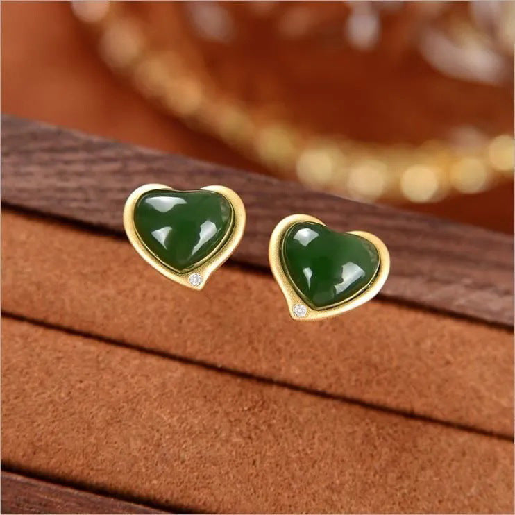 Romantic Gold Earring for Special Moments