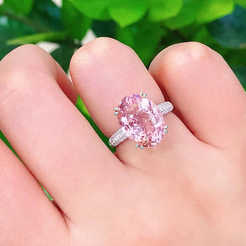 Beautiful Ring with Unique Style