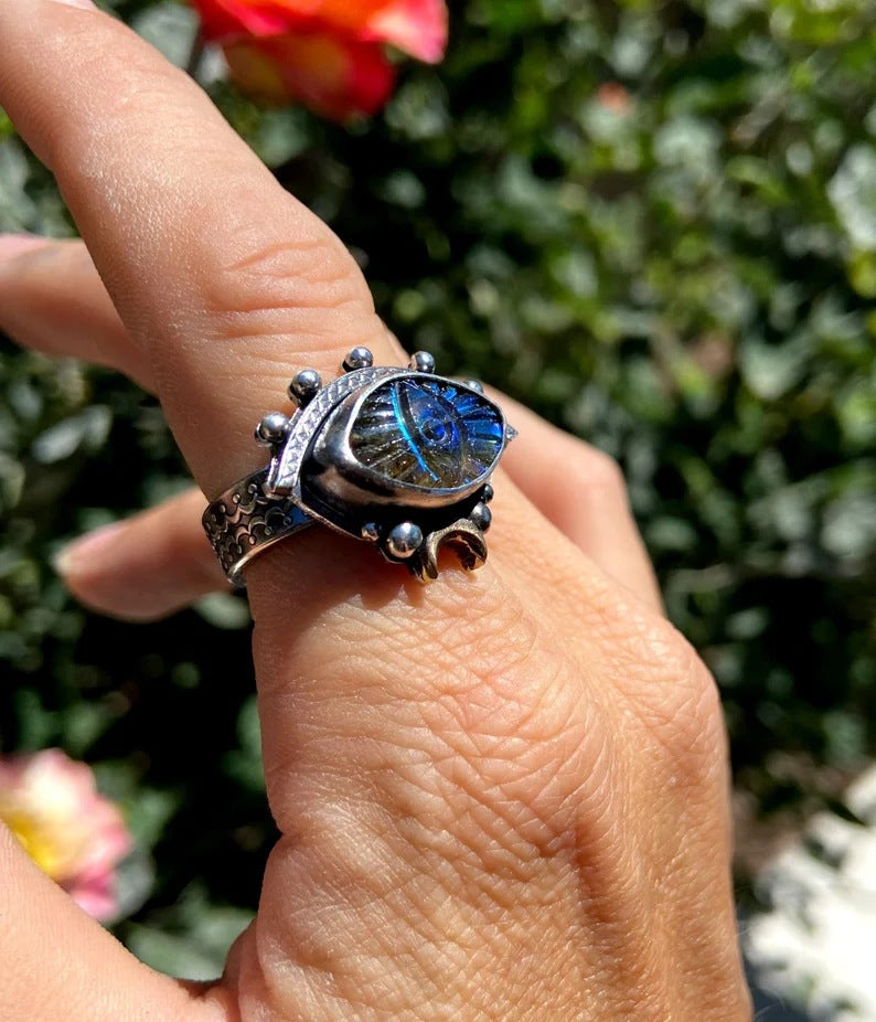 Classic Ring with Timeless Appeal