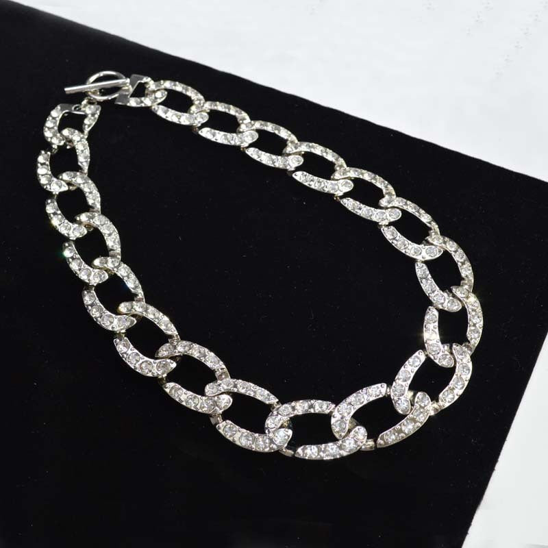 Stunning Gold Necklace for Daily Wear