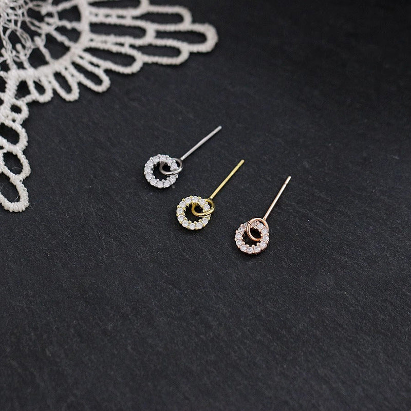 Charming Earring for Any Occasion
