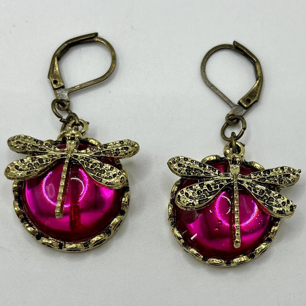 Charming Earring for Any Occasion