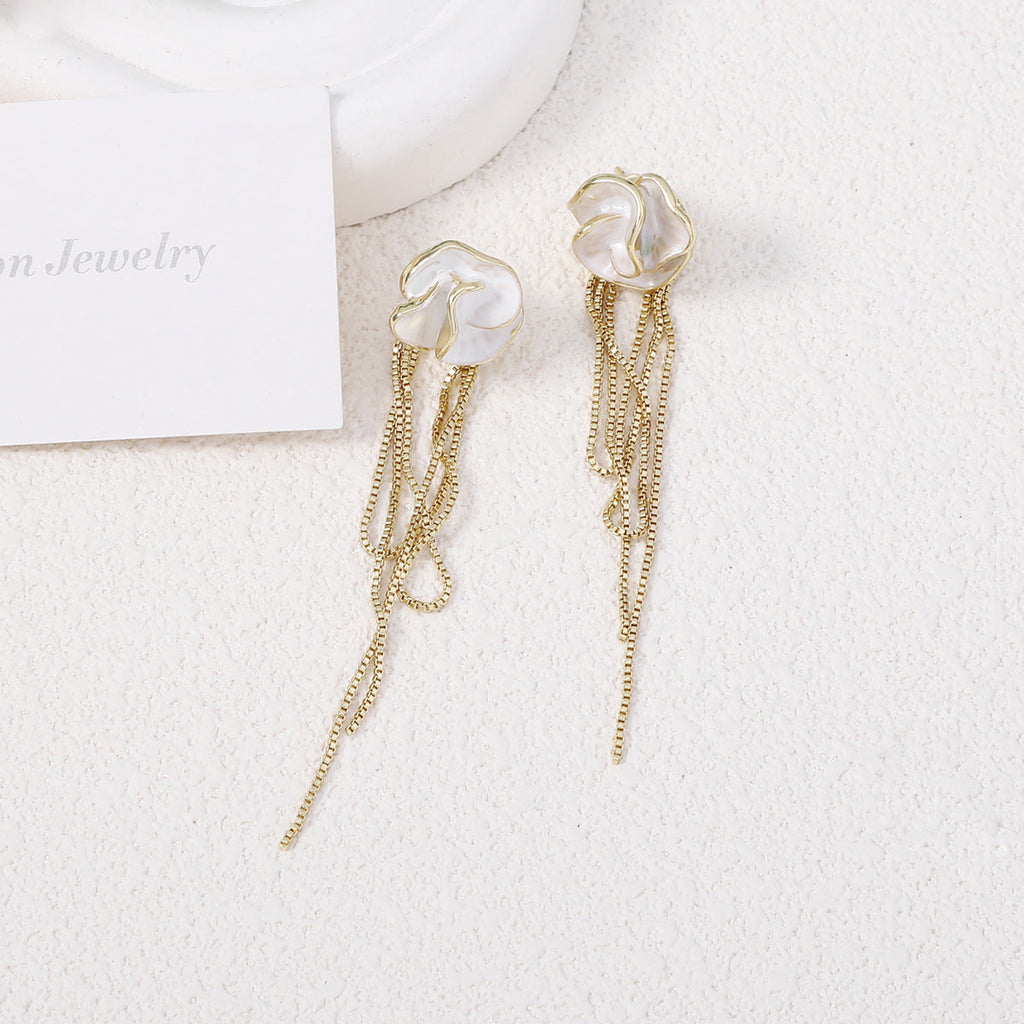 Romantic Earring for Special Moments