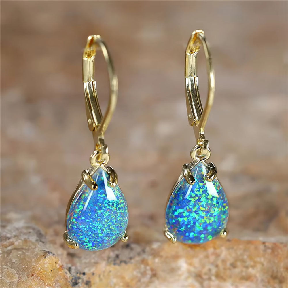 Stunning Gold Earring for Daily Wear