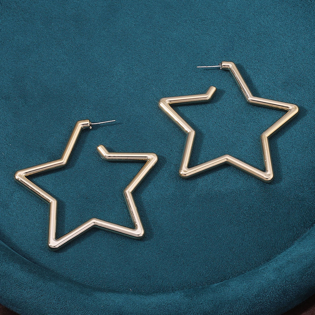 Elegant Gold Earring for Every Occasion