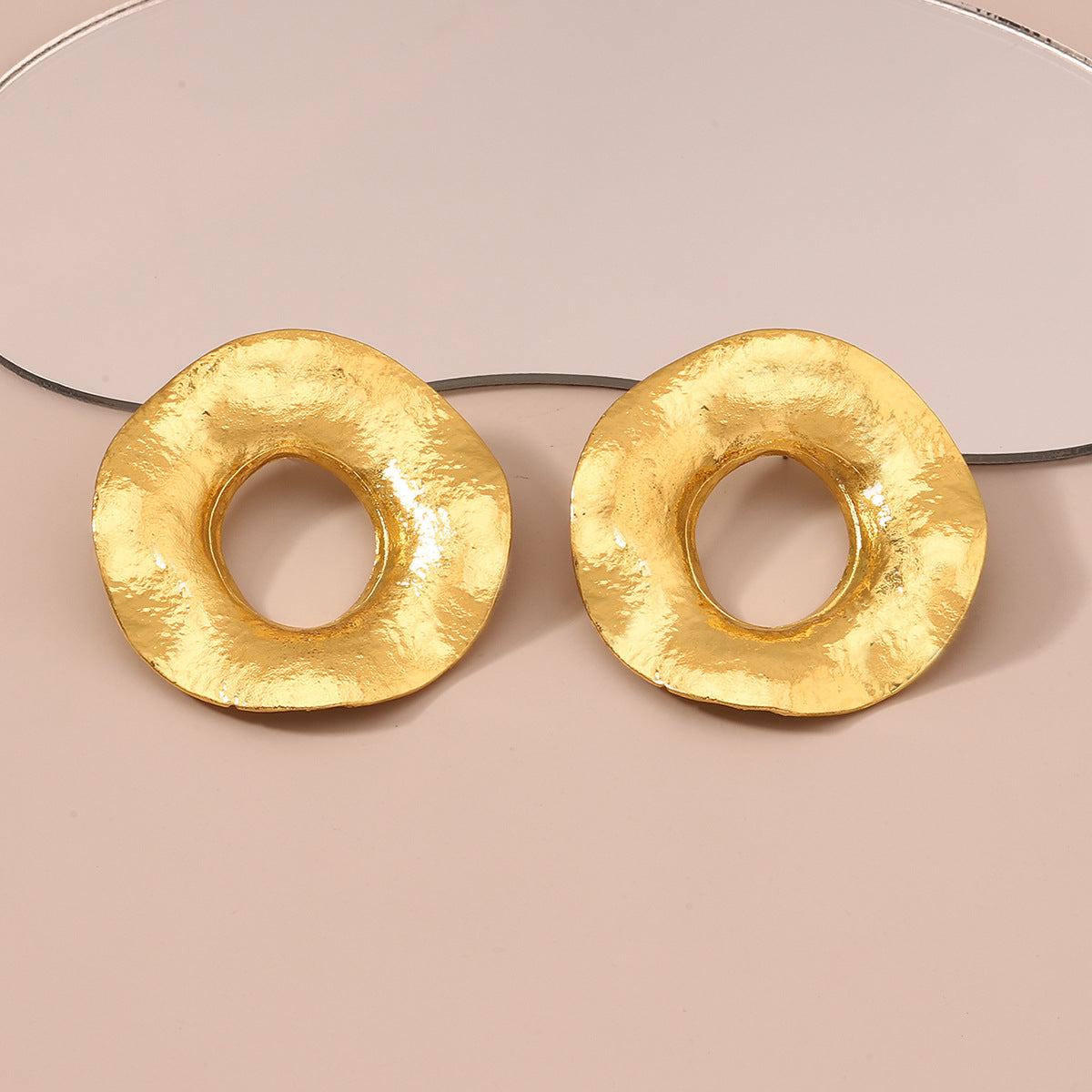 Classic Earring with Timeless Appeal