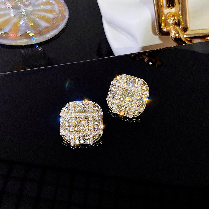 Romantic Earring for Special Moments