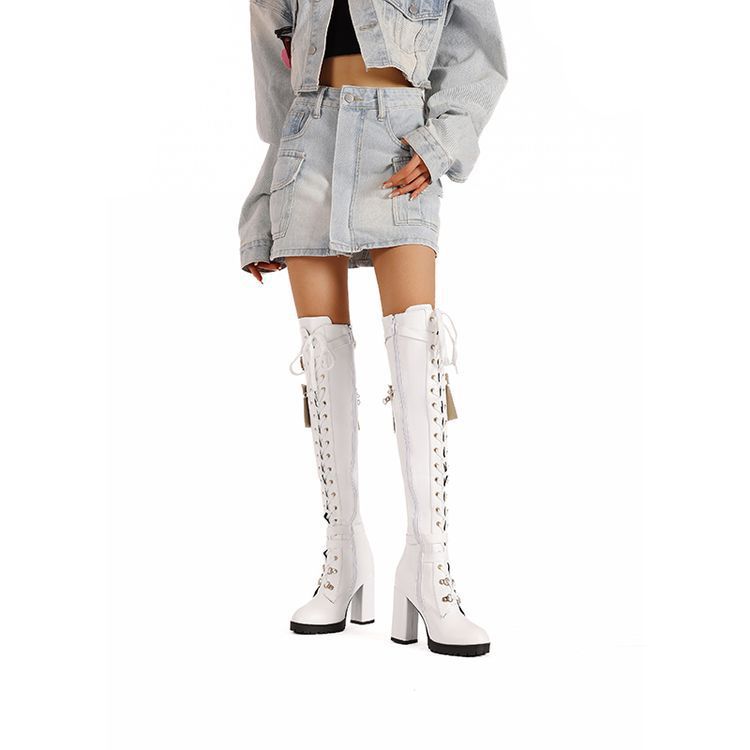Graceful Orthopedic Boots for Modern Look