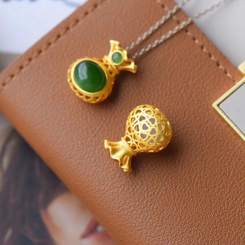 Stunning Gold Necklace for Daily Wear