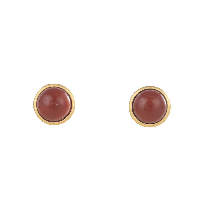 Charming Gold Earring for Any Occasion