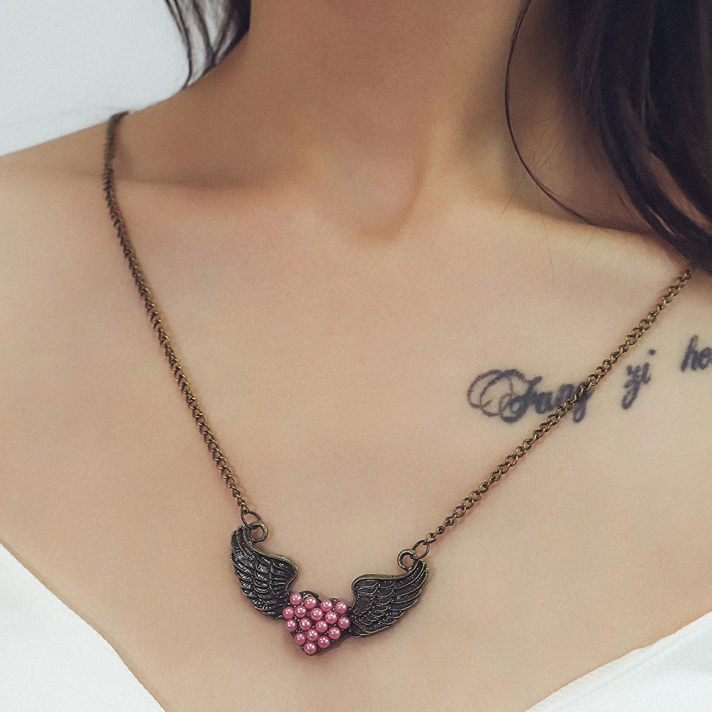 Romantic Pearl Necklace for Special Moments