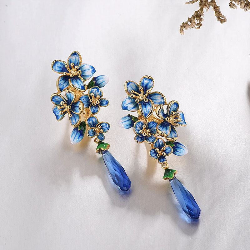 Classic Earring with Timeless Appeal