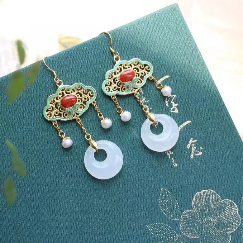 Classic Silver Earring with Timeless Appeal