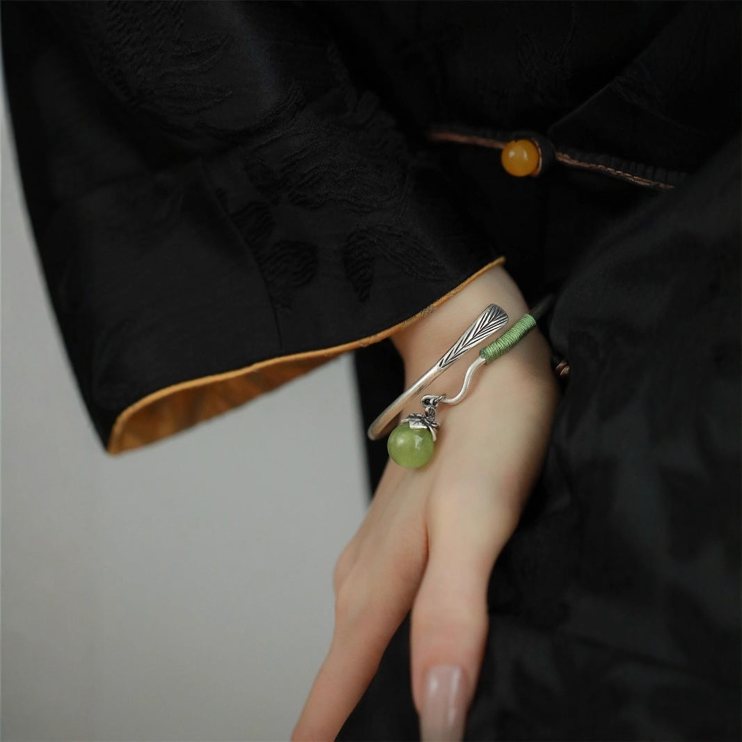 Romantic Silver Bracelet for Special Moments