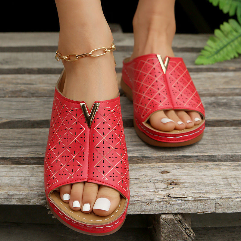 Chic Orthopedic Sandals with Unique Design