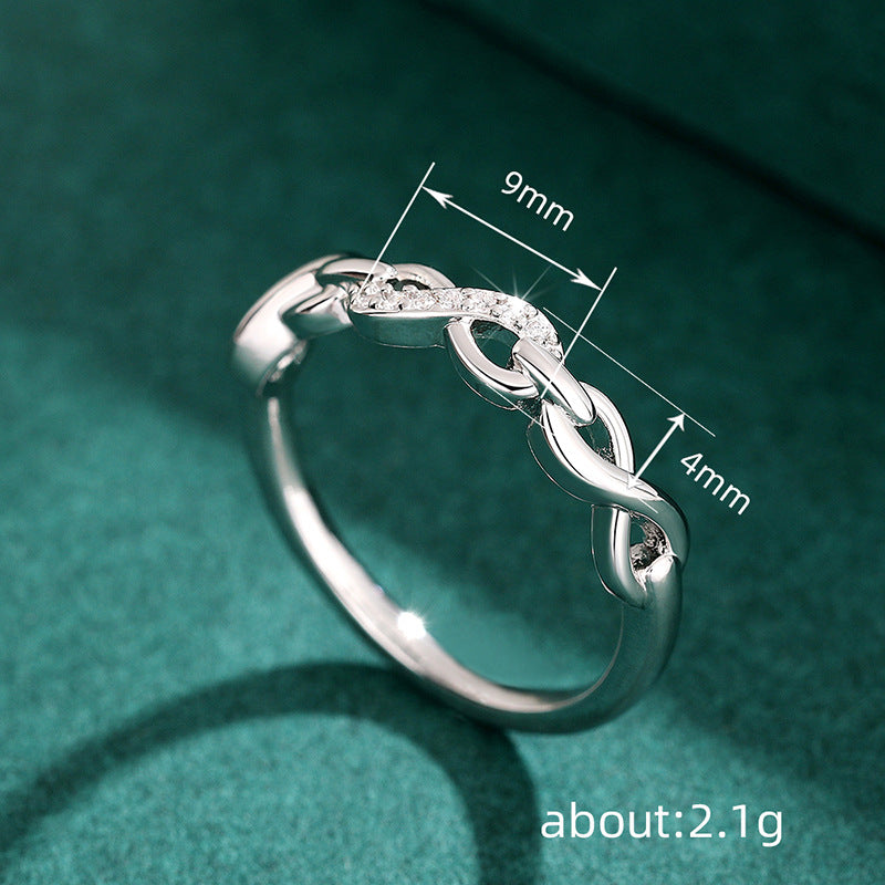 Classic Chain with Timeless Appeal