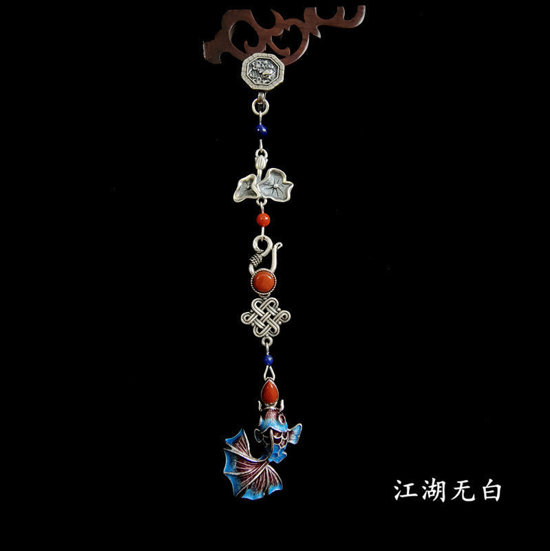 Romantic Silver Pendant for Special Moments