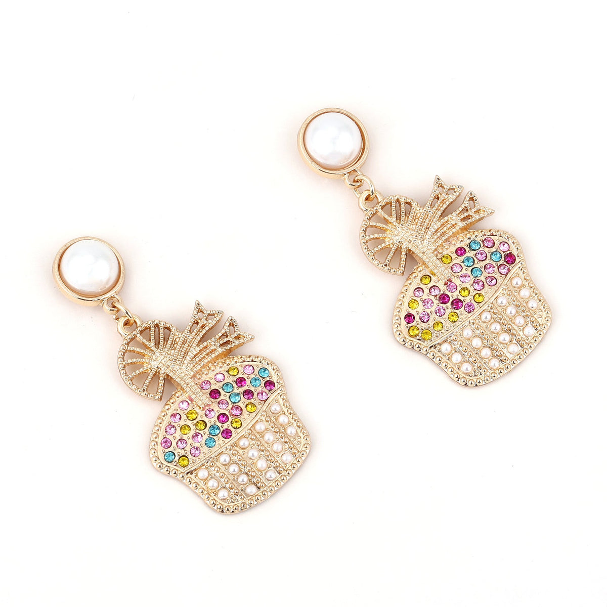 Classic Pearl Earring with Timeless Appeal