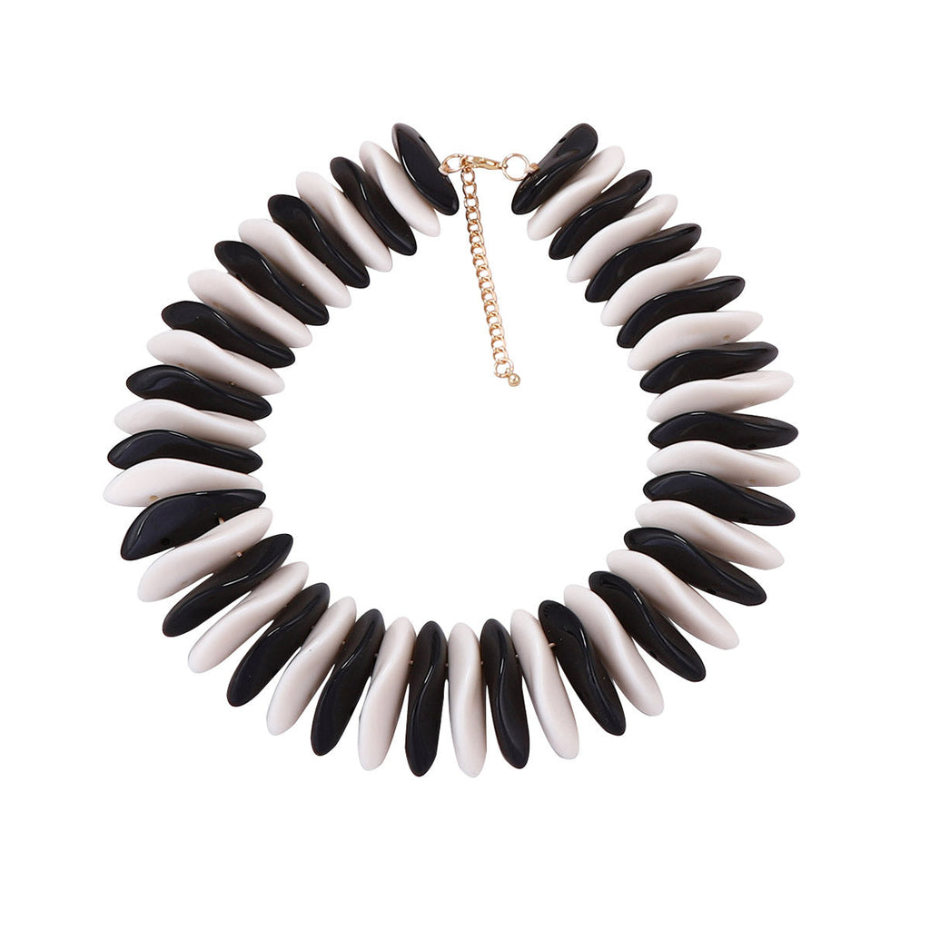 Charming Piece for Any Occasion