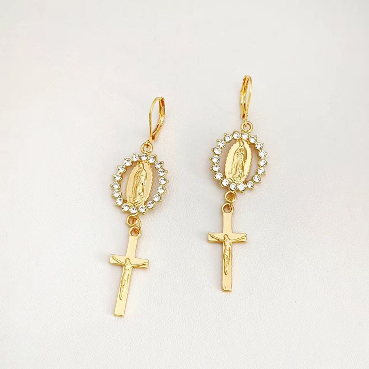 Elegant Earring for Every Occasion